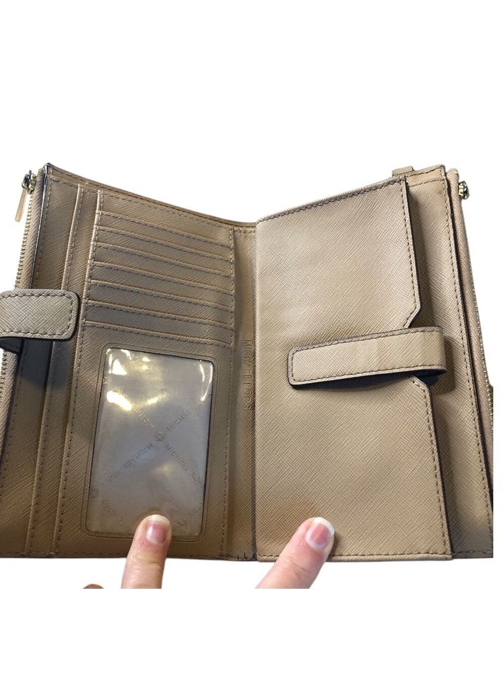 Michael Kors Double Zip Jet Set Travel Beige Wallet - Picture 7 of 12